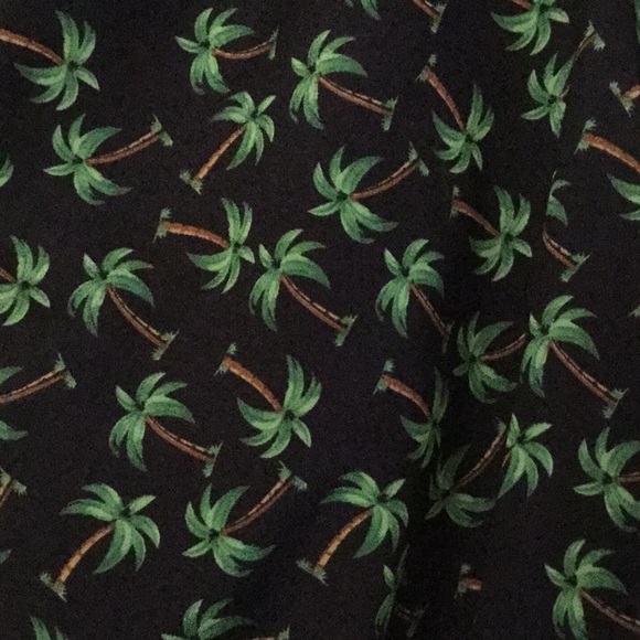 🌴🌴Cute button up palm tree dress with pockets - Picture 3 of 3